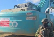 Fuerzas Armadas inhabilitan cinco excavadoras en Napo
