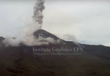 Volcán Reventador emitió gases y cenizas, informó Instituto Geofísico