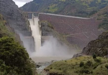 Posible retorno de energía desde Colombia aliviaría a Ecuador