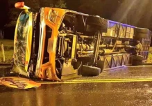 11 heridos tras accidente de autobús en la vía Macas - Sucúa, Morona Santiago