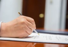 Ecuador y Francia facilitan movilidad de sus jóvenes gracias a nuevo acuerdo
