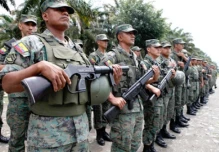 Militares en servicio pasivo saldrán el 13