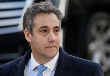 Cohen propina un golpe brutal a Assange en Washington