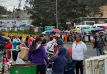 Ecuador refuerza controles por fiebre amarilla en Colombia 