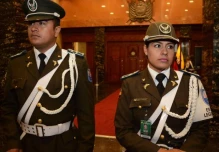 El correísmo se aferra al poder