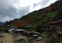 Siete viviendas afectadas por deslizamiento en Nambija, Zamora Chinchipe