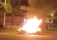 La Policía investiga 5 asesinatos e incendio de vehículos en Esmeraldas