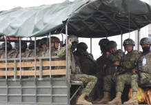 Ecuador, aún en shock, ve repliegue de grupos terroristas