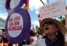 El 55 % de mujeres de una provincia andina de Ecuador ha sufrido violencia, según encuesta