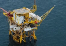 Noboa apuesta por el gas natural y busca reducir el uso del diésel 