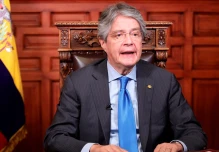 Ecuador declara estado de excepción por inseguridad y blinda a fuerza pública 