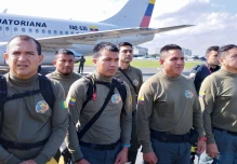 55 bomberos ecuatorianos recibieron reconocimiento por su labor en Chile