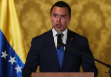 Corte Constitucional anuló 2 decretos del presidente Noboa