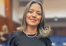 ADN expulsó a la asambleísta Fernanda Robles