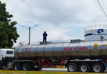 Petroecuador inició los despachos de combustible Jet A1 en el aeropuerto de Manta