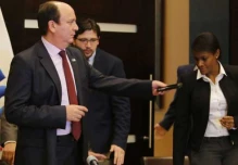 La Fiscalía pidió versión a tres exejecutivos de Odebrecht-Ecuador