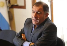 Cancillería ecuatoriana convoca al Embajador argentino por críticas a Kirchner