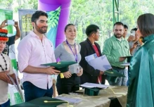 Mujeres shuar reciben certificados de Agricultura Familiar en Pastaza
