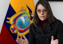 Lasso aceptó la renuncia de tres ministros