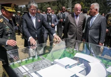 La ESPE inició la construcción del gran complejo médico Padis