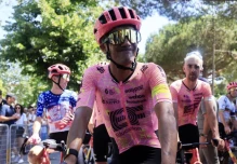 Carapaz se perderá el Tour de Francia por una infección gastrointestinal