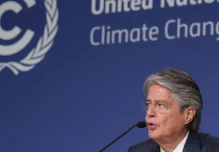 Ecuador ofrece nueva reserva marina en Galápagos a cambio de condonarle deuda