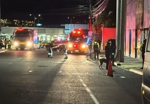 7 heridos y 2 vehículos dañados dejó estallido de artefacto explosivo en Quito