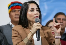 John Reimberg amenazó con detener a Luisa González por "financiar la violencia" 