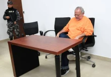 Carlos Pareja Yannuzzelli mantiene cooperación y once procesos más