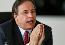 Ecuador recibirá 800 millones de dólares del FMI para presupuesto estatal