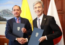 Ecuador recibe apoyo de Japón para luchar contra la pesca ilegal