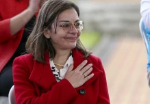 El Gobierno prevé el abastecimiento total de medicinas en 60 días