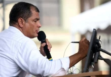 Correa ofendió a diplomáticos, opinan internacionalistas