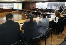 Fiscalía busca videos de la oficina de Pamela Martínez