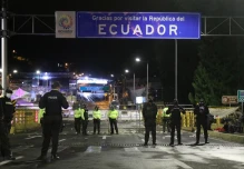 Andinos aprueban libre circulación de autos privados para incentivar turismo