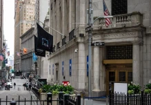 El petróleo WTI, referente de Ecuador, cayó 3,8 % 
