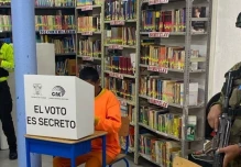 Las votaciones iniciaron en las cárceles
