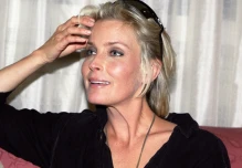 Lasso condecoró a Bill Clinton y Bo Derek