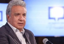 Moreno renuncia a Alianza País, partido que le llevó al poder y que quiere expulsarlo