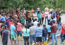 Petroecuador mantiene disputas en comunidades que puede complicar al 7,3 % de la producción petrolera. 