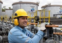 Ecuador cuenta con reservas petroleras solo para 8 años 