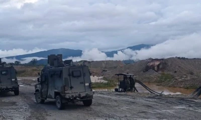 El 36 % del total de áreas afectadas se encuentra dentro de zonas protegidas y territorios indígenas / Foto: cortesía Ejército Ecuatoriano