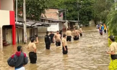 El desbordamiento del río Zamora ha provocado severas inundaciones / Foto: cortesía Policía Nacional