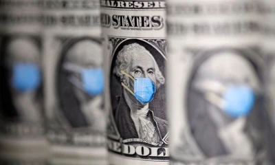  Expertos consideran que Ecuador perderá este año entre 1.500 y 2.400 millones de dólares sólo por la caída del precio del crudo. Foto: Reuters