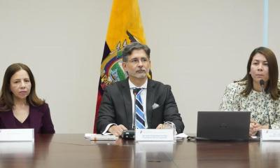 Juan Izquierdo (centro) preside la Comisión Calificadora / Foto: cortesía FTCS