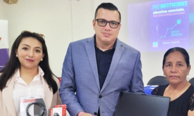 La entrega de kits tecnológicos es parte del programa de Reducción de la Brecha Digital / Foto: cortesía Ministerio de Educación