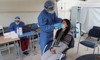 La cifra de muertos confirmados con covid-19 se mantuvo en 23.790, la misma que el sábado. / Foto: EFE