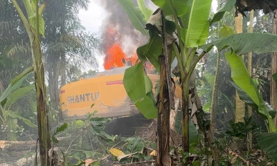 Durante la intervención se destruyeron dos excavadoras. / Foto: cortesía