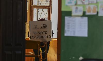 Desde la empresa Montgar, se distribuyeron 2.711 paquetes electorales hacia las provincias de Morona Santiago, Napo, Orellana, Pastaza, Sucumbíos y Zamora Chinchipe / Foto: EFE
