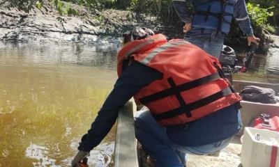  La colocación de barreras de contención y diques sobre el río Shipati se mantiene / Foto: cortesía Petroecuador 